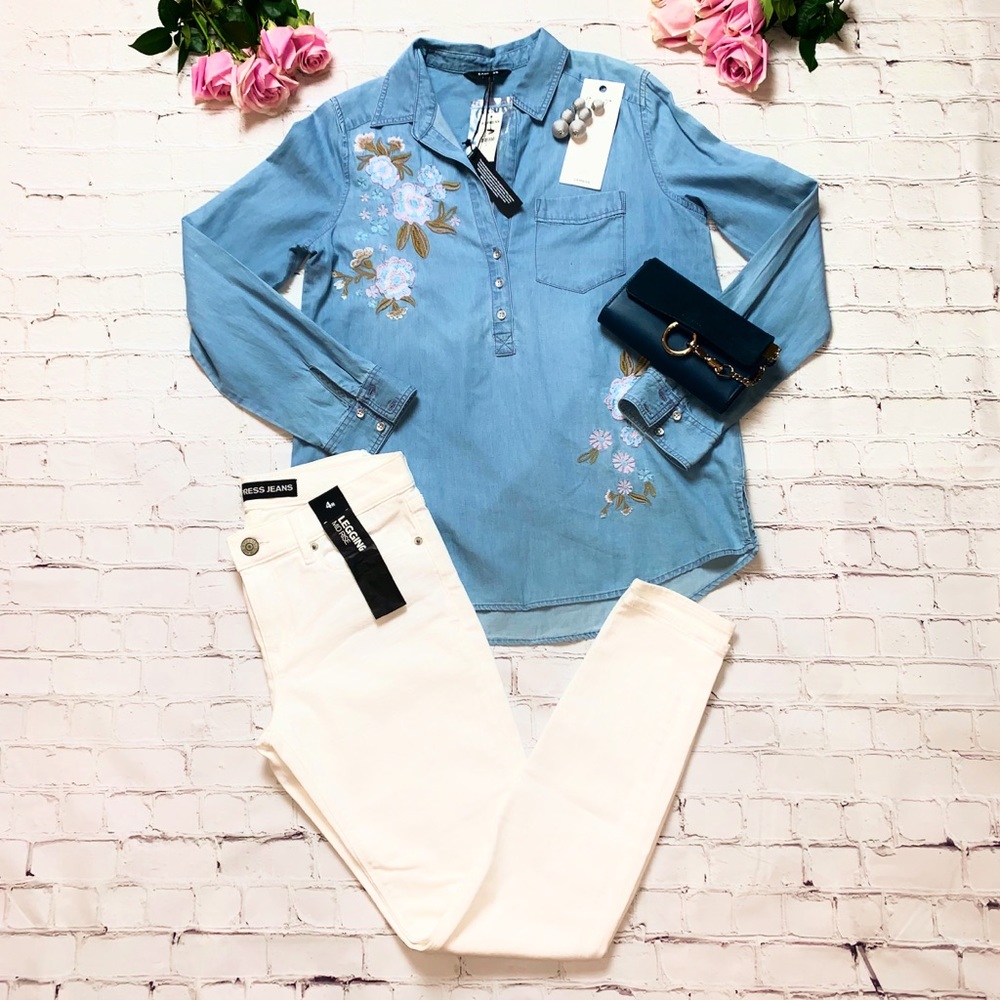 Express | Tops | Sz S | Floral Denim Pullover 🆕